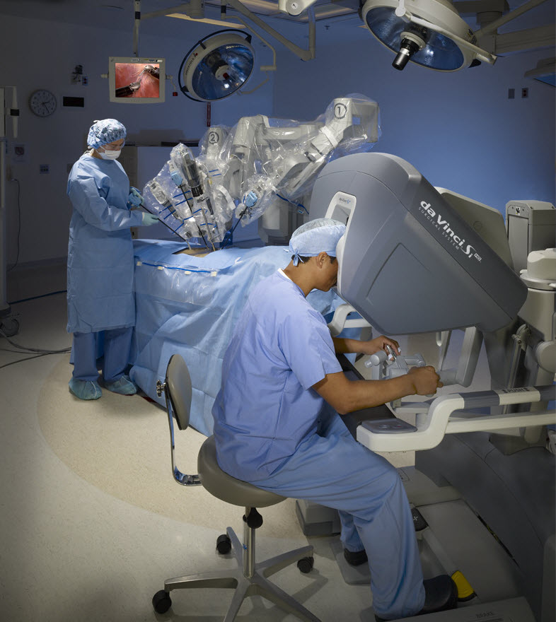 Two surgeons using the daVinci Robotic Surgery System