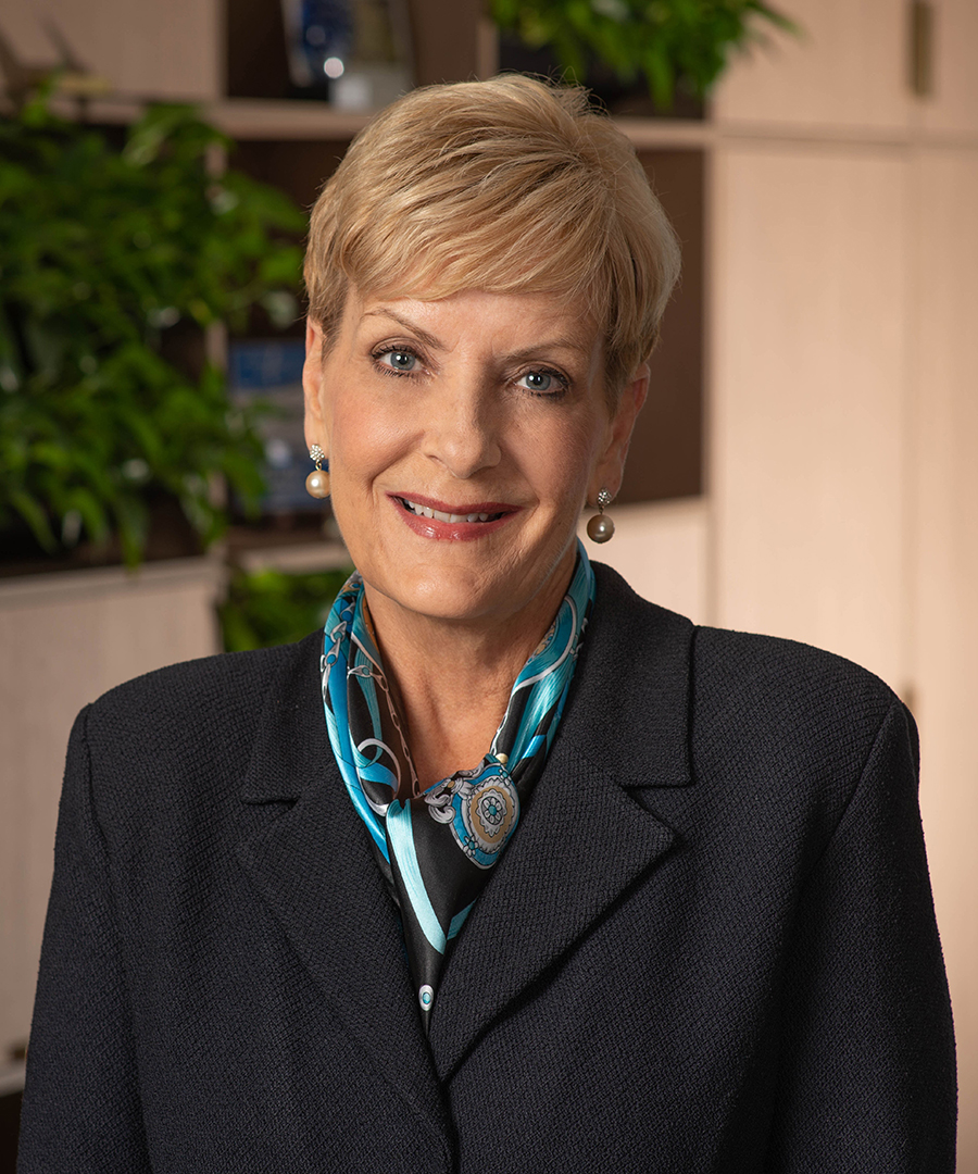 Cynthia Hundorfean